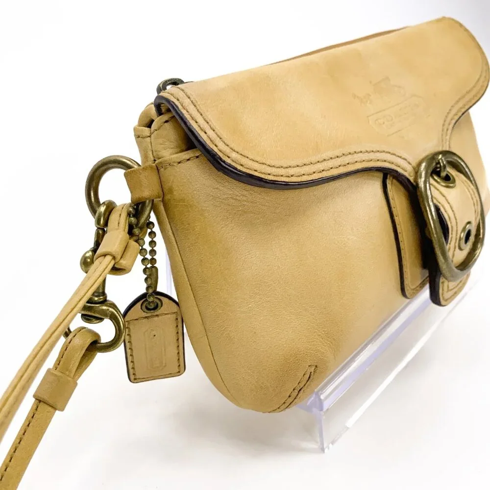 COACH Bleeker Wristlet - Picture 5 of 14